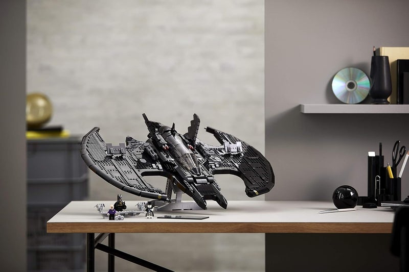 LEGO 1989 Batwing Building Set and Display Model - 2363 Pieces - Image 5